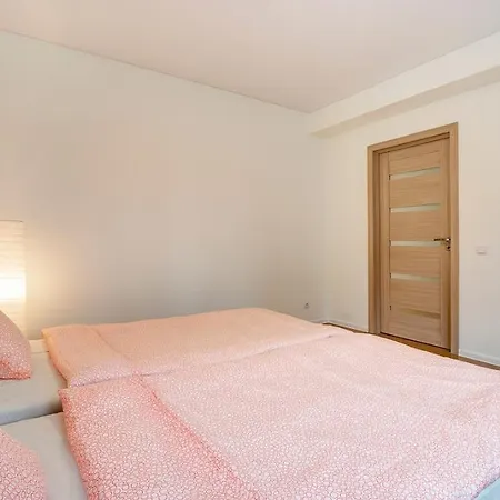 Modern City Center Apartment With Panoramic Old Town View *